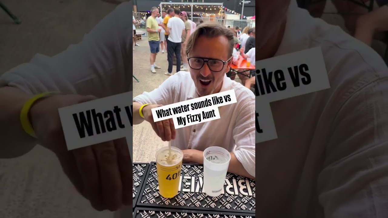 Water VS Fizzy Aunt