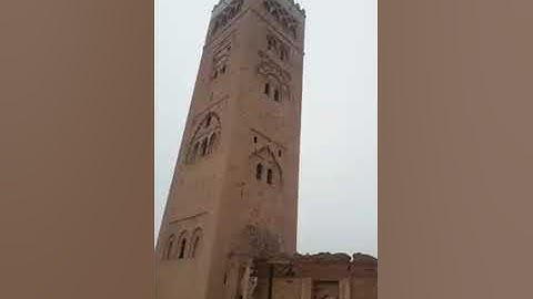 قال رسول الله ﷺ: (من قرأ سورة الكهف يوم الجمعة أضاء له من النور ما بين الجمعتين).
