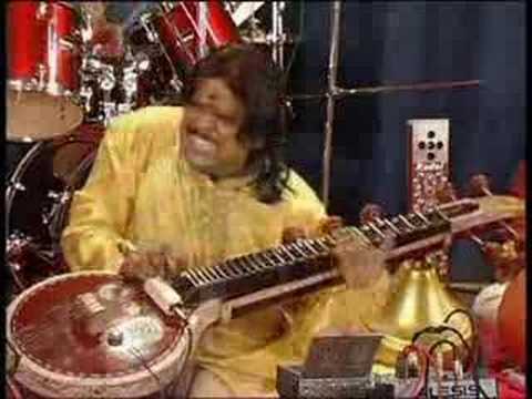 RAJHESH VAIDHYA    VEENA VOYAGE 03   RAGHUVAMSA