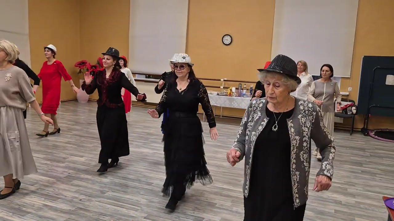 Just Dance 567, Bella, Maardu