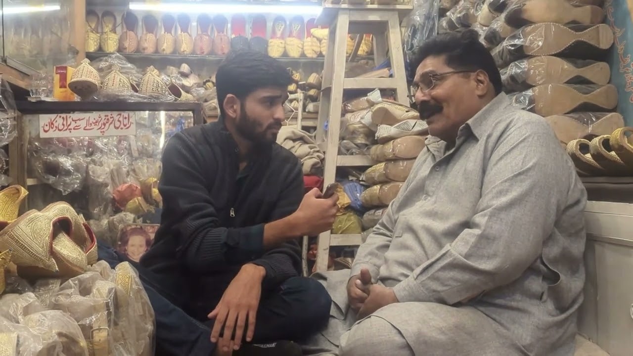 TAXALI GATE | HEERA MANDI | Lahore | khussa Market and Music Instruments Market