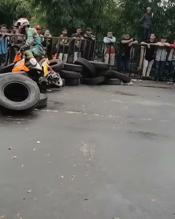 Story wa lucu keren#Road race