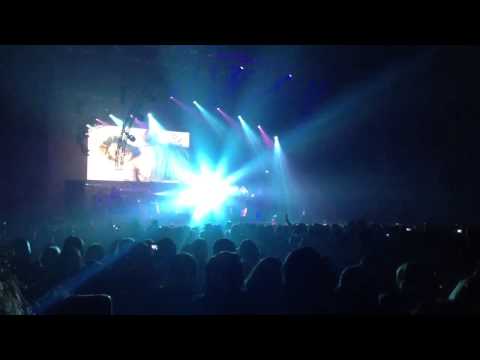 Emma live a
