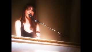 Laura Jansen - Pretty Me (Live at PLLEK Amsterdam 04 April 2013)