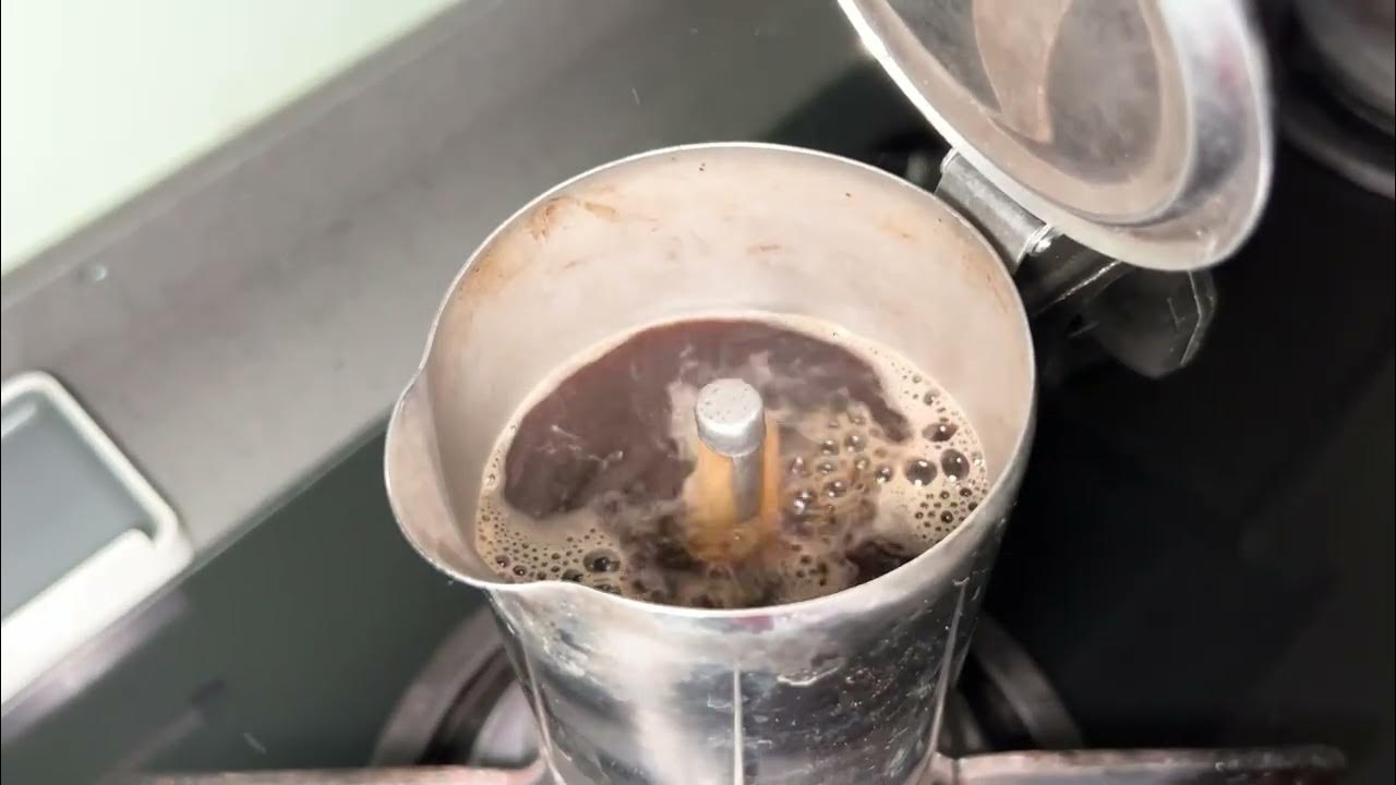 Making coffee with the IKEA Moka Pot YouTube