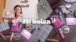 ¿Qué llevo en mi bolsa? 👜 (I'm just a girl)