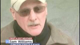 Crews battle the snow in Lexington
