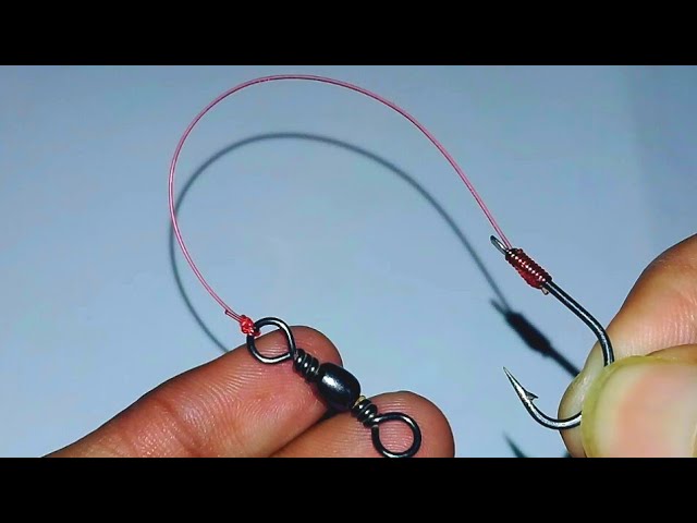 Switching Hooks on a Swivel Head Jig 