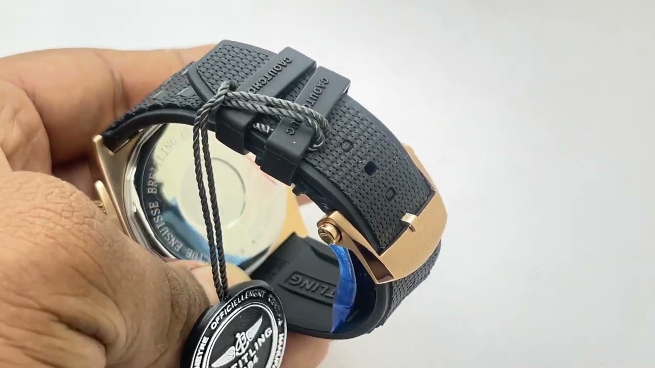 Breitling Chronomat B01 42 Green Dial Black Rubber Strap Watch