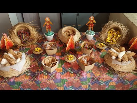 Barraquinhas de lanches e doces típicos de festa junina — Montando Festa