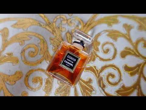 Vintage COCO CHANEL Parfum Showcase!! 