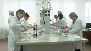 Конкурс «Лучший по профессии» среди лаборантов химического анализа ЦЛК АО «Саянскхимпласт» Конкурс «Лучший по профессии» среди лаборантов химического анализа ЦЛК АО «Саянскхимпласт»
