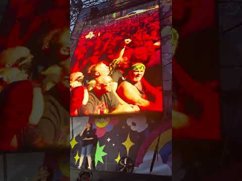 Pretty Vacant - Sex Pistols / Frank Carter - Live in Cardiff Castle 1 August 2026 
