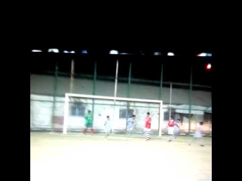 مصطفي مراد مدرب نادي الفحيحيل وهدف لفريقه علي مرمي