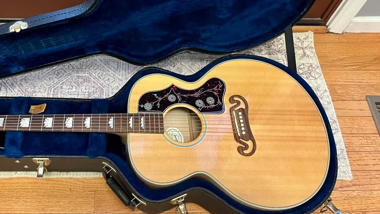 GIBSON SJ-200 Acoustic Guitar Demo
