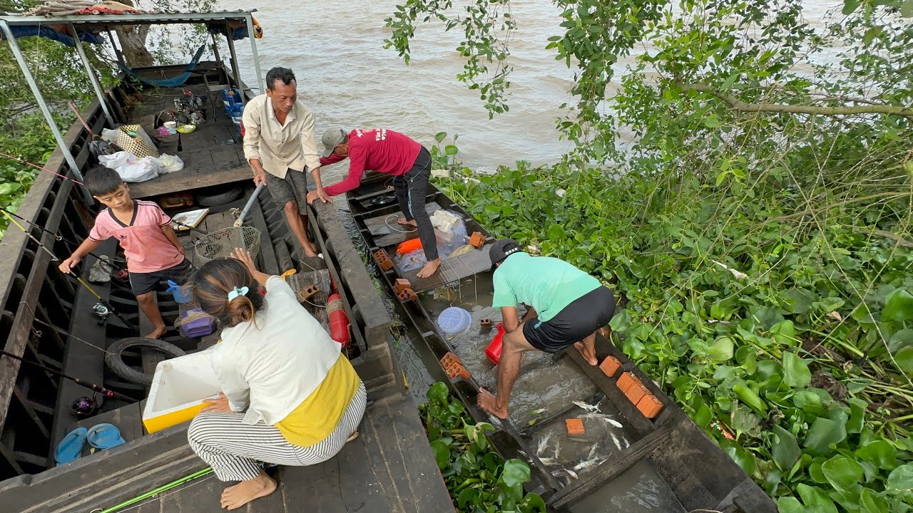 Được không Anh Ba ơi . Sóng quá rồi . Săn bắt một ngày trên Sông Hậu VXĐ 1070 