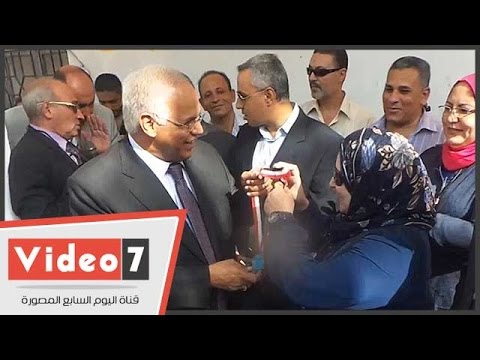 بالفيديو محافظ القاهرة يكرم وكيل وزارة التربية والتعليم بالقاهرة