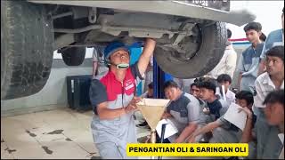 PRAKTISI PT. CAPELLA MEDAN (DAIHATSU CAPELLA) MENGAJAR DI SMKN 8 PADANG