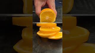 satisfying process of slicing a fresh juicy Florida orange 😊 #asmr #orange #fruit #viralshort #fyp
