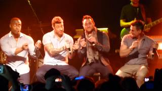 Video-Miniaturansicht von „Blue - The Best In Me & Don't Treat Me Like A Fool - 28.05.2013 Gruenspan Hamburg“