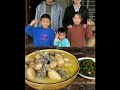 A Village Father Who Takes Care Of His Children Like A Mother A Village Father Who Takes Care Of His Children Like A Mother