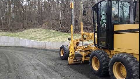 Grading With A Trimble LR410 2D Laser