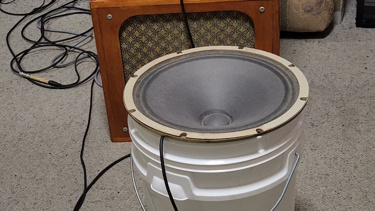 Watch Yamaha JA-3103 8ohms - 40watt Dynamic / Bucket Demo 2 on YouTube Watch Yamaha JA-3103 8ohms - 40watt Dynamic / Bucket Demo 2 on YouTube