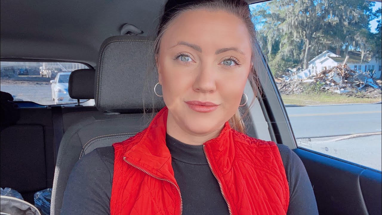 Giveaway With Roxanne Morgan!! You Don’t Want To Miss This!