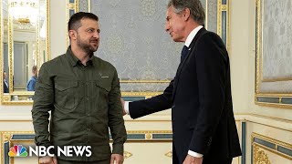 Blinken visits Kyiv, meets Zelenskyy to ‘reaffirm strongly’ U.S. support