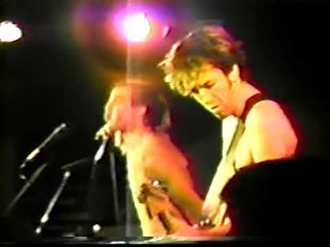 Red Hot Chili Peppers 1987-11-24 Mississippi Nights, St. Louis, MO [AMT #1] - YouTube