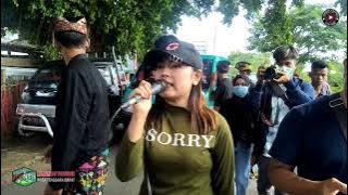 Berbeza Kasta cover Ena  MEGANTARA