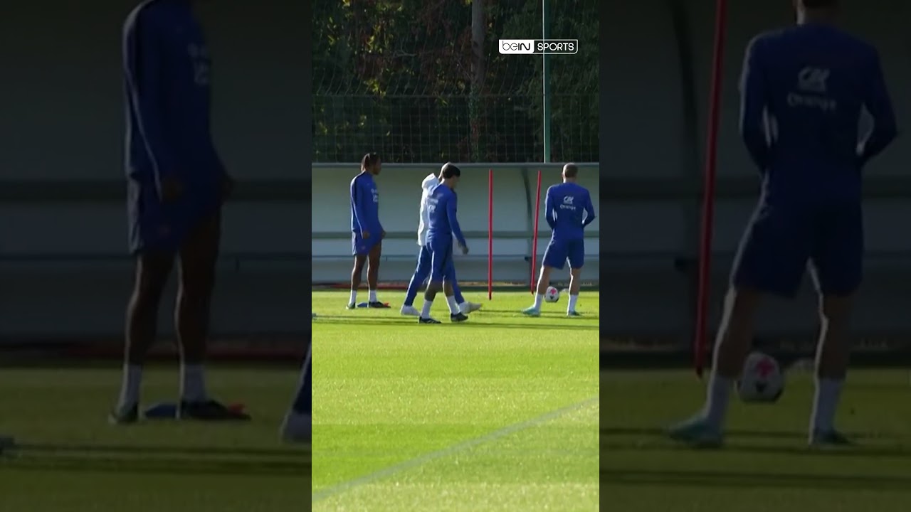 🤩🇫🇷 Zidane qui enfile les crampons et participe au toro avec les Bleus !