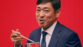 香川照之、キレキレのプレゼンに大満足のどや顔！　「MARUCHAN QTTA」新CMが公開