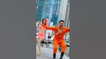 Burj Khalifa Laxmmi Bomb Akshay Kumar Kiara Advani Nikhita Gandhi New Song Status Video 