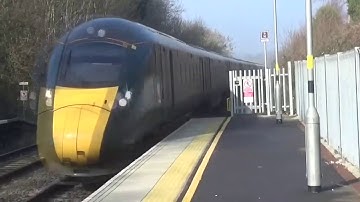 Class 800/3 IET 9 car set speeding through Keynsham - 23/2/19