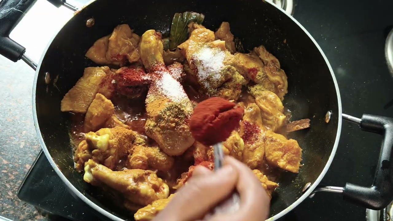 Tasty recipe of Mughlai Chicken.