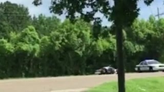 Witness records gunfire during Chattanooga shooting