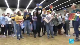 Hours of mock debate in Iowa to convince voters ahead of Democratic primaries