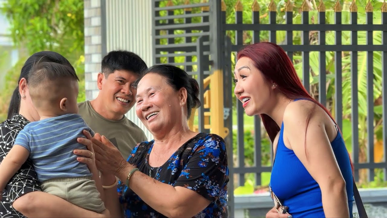 Gia Đình Em Gái Đến Thăm Cùng Tiếp Đãi Nhiều Món Ăn Đặc Sản Đồng Quê | Tập 1030