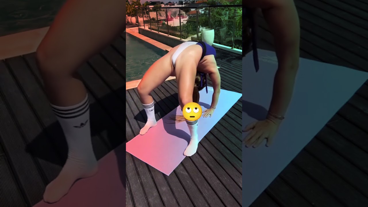 Nude Yoga Female Workout 