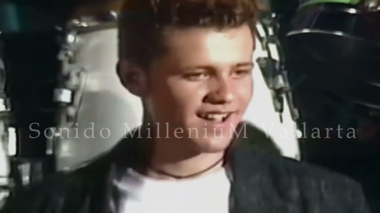 Watch Banda Pelillos - La Negrita Video Oficial ( Renderizado Año 1992 ) on YouTube Watch Banda Pelillos - La Negrita Video Oficial ( Renderizado Año 1992 ) on YouTube