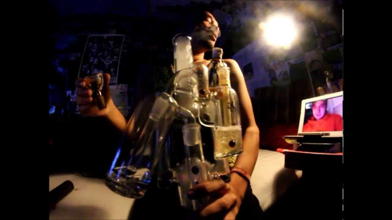 Weed Star Mr. Jiggles. Bong Hit #16