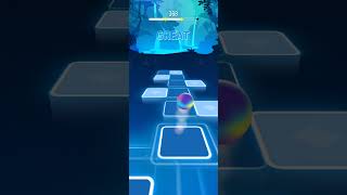 Tiles Hop but Tiles Disappear Late Game screenshot 2
