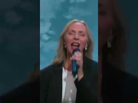 WORSHIP MOMENT "FIRM FOUNDATION" (Original by Maverick City Music)