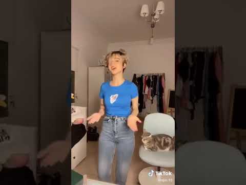 الجميلة نجم ترقص على اغنية اجنية  الجميلة نجم ترقص على اغنية اجنية