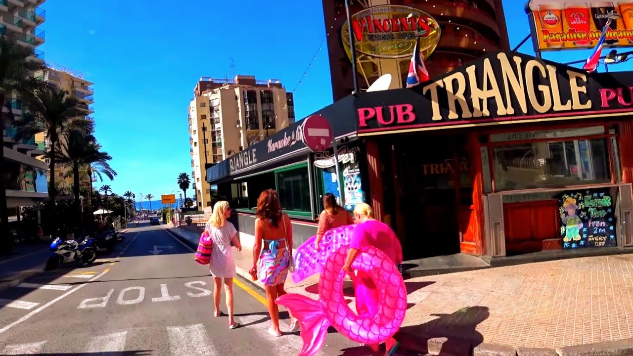 BENIDORM🇪🇸 TRIANGLE PUB LEVANTE BEACH RINCÓN October 2022 Costa