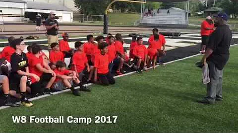 W8 FOOTBALL Camp