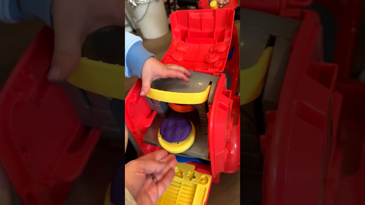 Pizza Delivery Adventure with Doh Scooter! 🚴🍕 Preschool Playtime Fun!