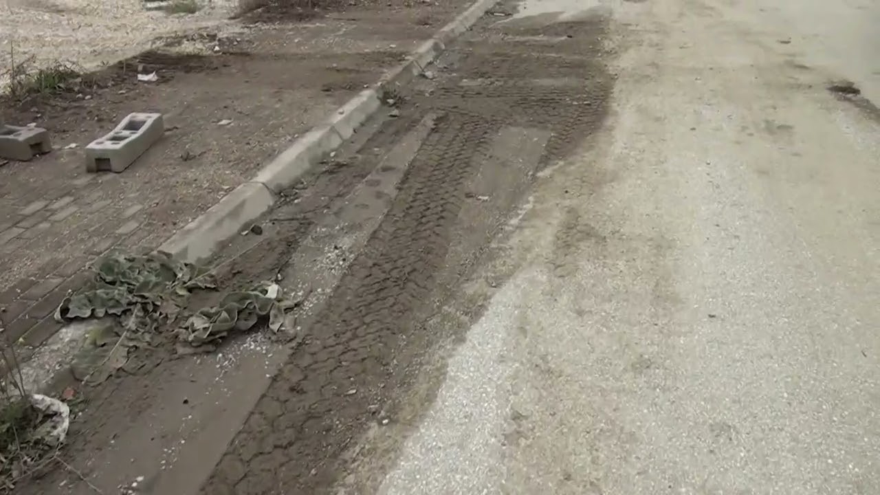 Tv Tera Bitola   Bitolcanka za gradenjeto vo Kasarnata   kal i kamenja necistotija 07 10 2025