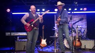 Wade Hayes - Honky Tonk In Texas